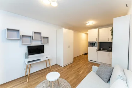 Logement entier à Rudower Chaussee, image 4 de 14