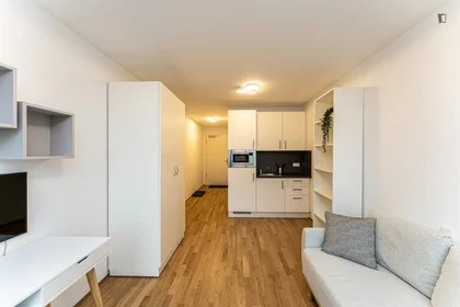 Logement entier à Rudower Chaussee, image 6 de 14