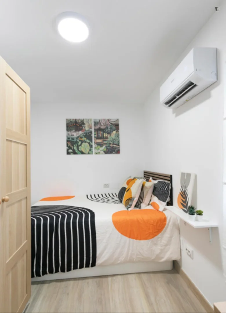 Chambre d'étudiant confortable et spacieuse dans 