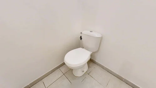 Dairenin tamamı konumu 6 Rue de Koufra, 44300 Nantes, France, 15 16 görüntüsü