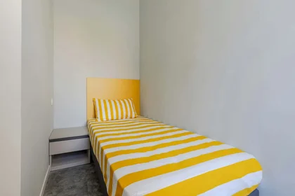 Chambre privée à Via Giulio Togni, 14, 25122 Brescia BS, Italy, image 5 de 9