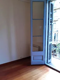 Privatzimmer in der C/ Gran de Gràcia, 08012 Barcelona, Spain, bild 3 von 35