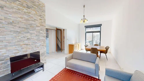 Chambre privée à 9 Parv. Saint-Jean Baptiste, 59100 Roubaix, France, image 6 de 30