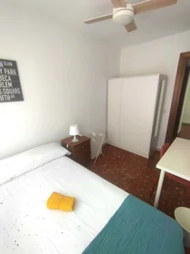 Quarto privado em C. Torres Naharro, 04006 Almería, Spain, imagem 2 de 10