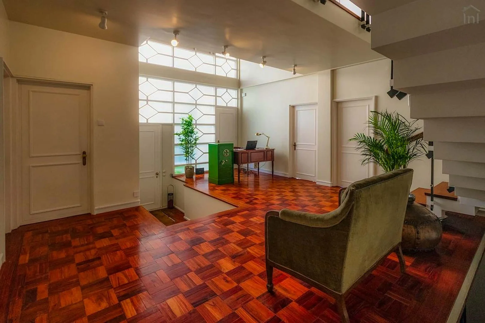 Student-friendly room in  with modern amenities