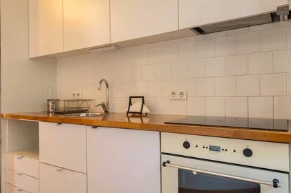 Habitación privada en Rua de Salgueiro Maia 206, 4150-290 Porto, Portugal, imagen 8 de 32