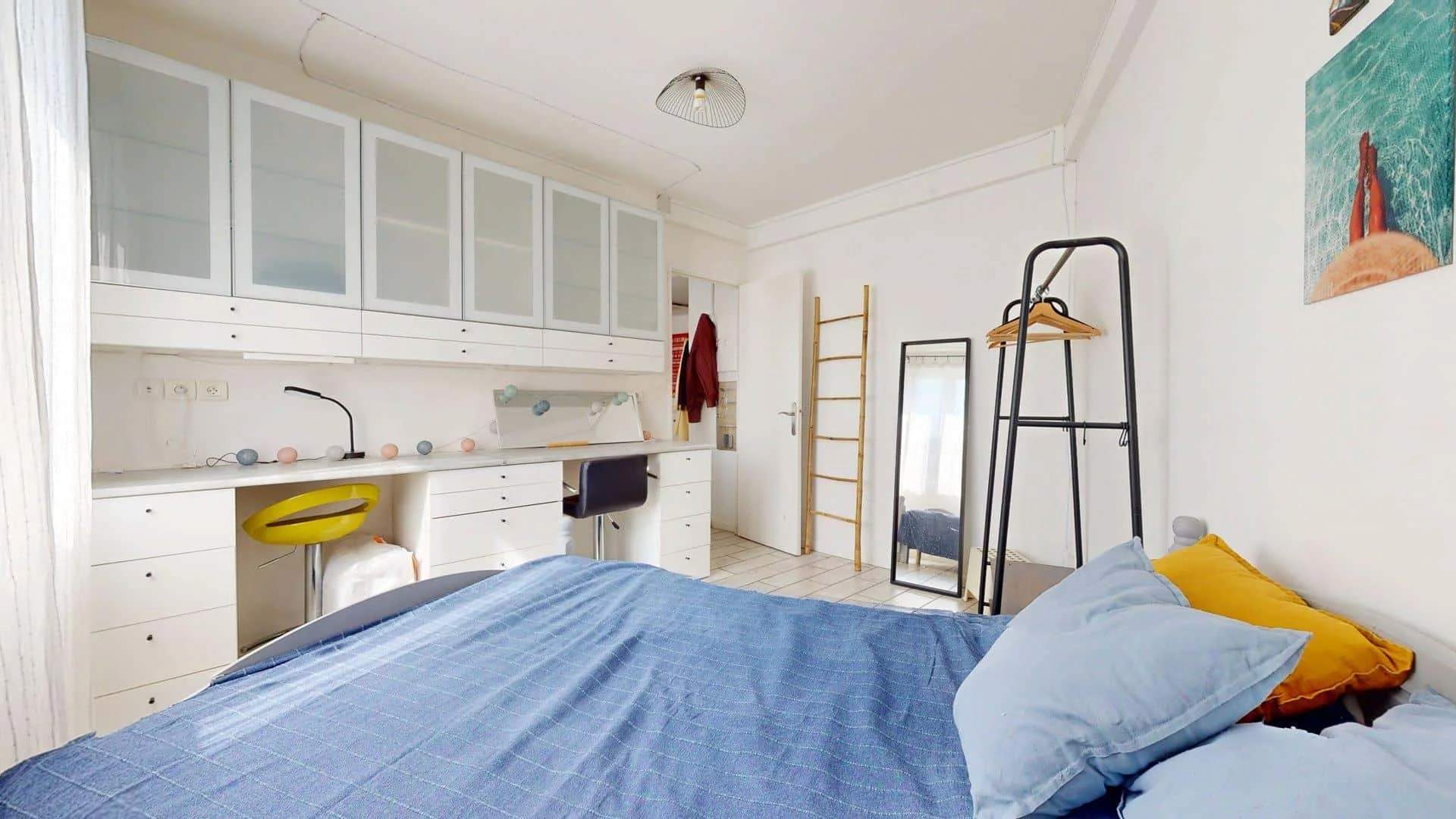 Budget-friendly student room close to campus in 