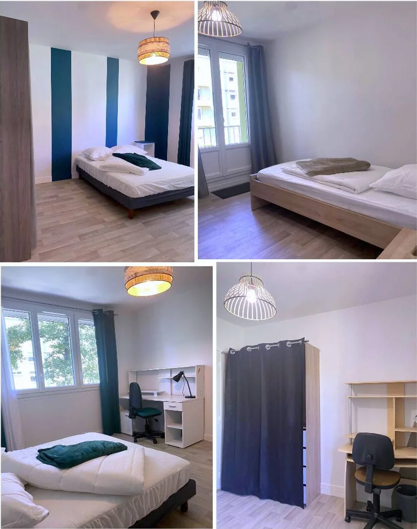 Studentenzimmer in  mit Arbeitsbereich und Gemeinschaftseinrichtungen