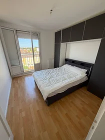 Habitación privada en Le mans, 72100, imagen 1 de 10