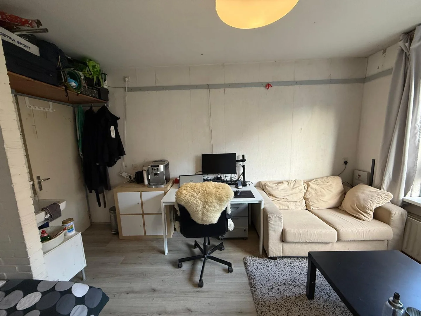 Camera per studenti in  con area studio e servizi in comune