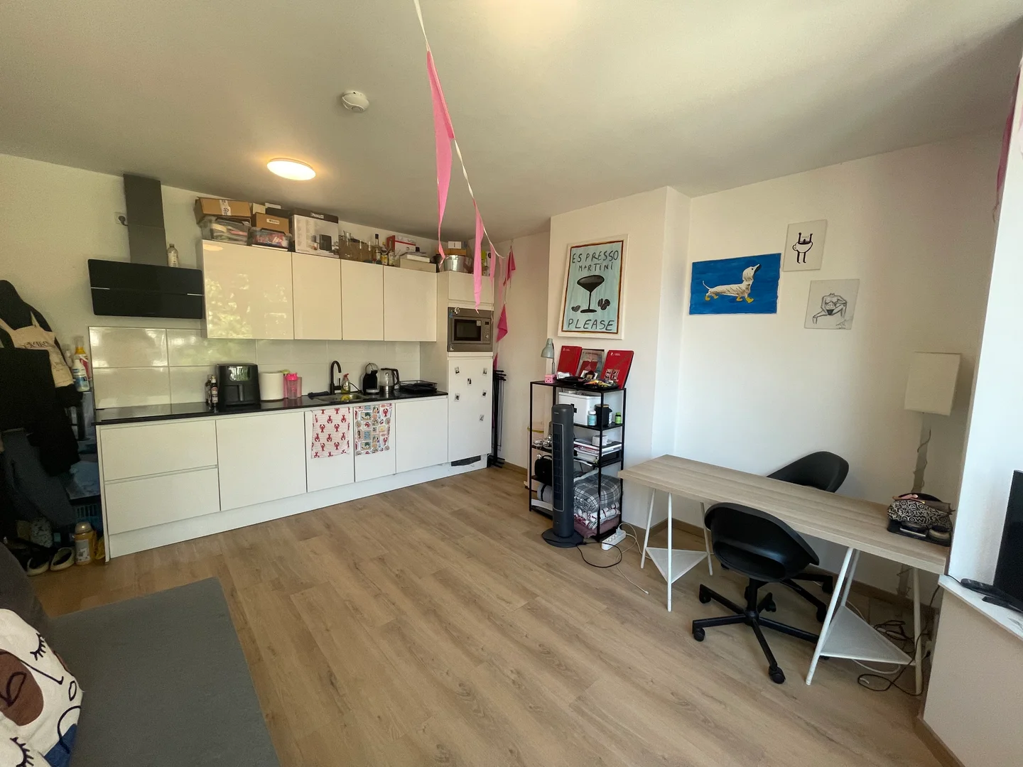 Room for rent in student apartment in , fully furnished