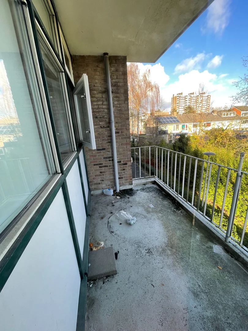 Chambre confortable pour étudiants disponible dans 
