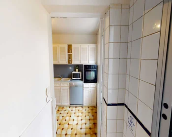 Private room at Rue Jean Vallier, image 8 of 14