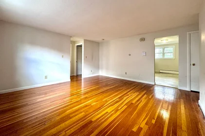 Appartamento intero in residence in 12, Vinal St., Unit 3, Brighton, Boston, MA, 02135, immagine 5 di 18