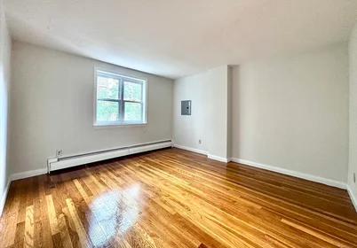 Appartamento intero in residence in 12, Vinal St., Unit 3, Brighton, Boston, MA, 02135, immagine 7 di 18