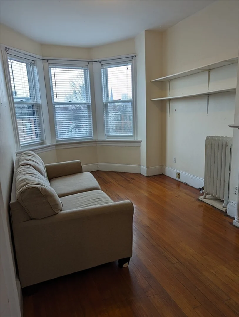 509, Columbus Ave., Unit 8, South End, Boston, MA, 02118