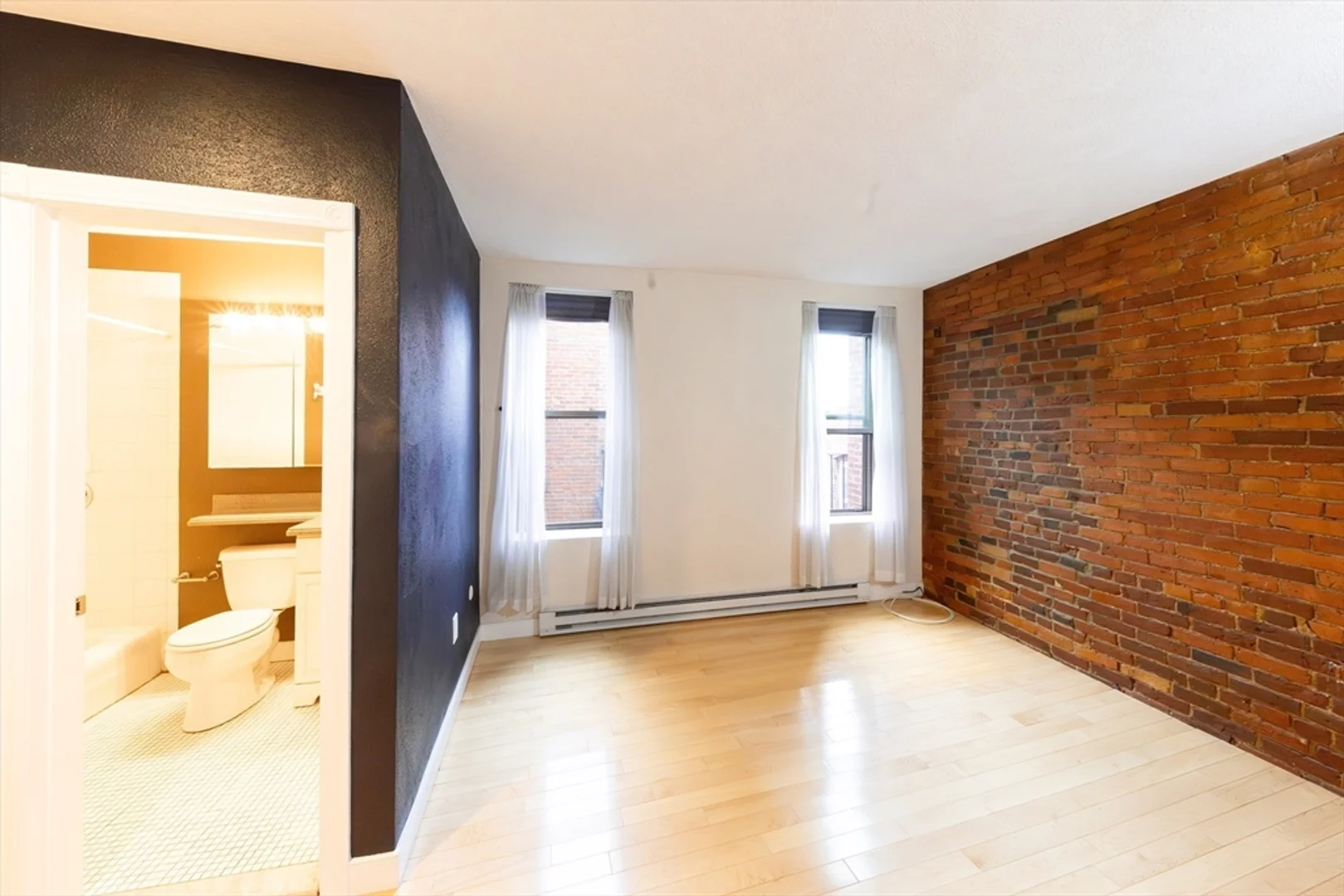 8, Battery St., Unit 13, North End, Boston, MA, 02109