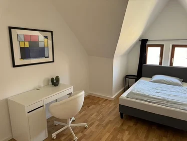 Privatzimmer in der Fortunastraße, Flingern, bild 1 von 7
