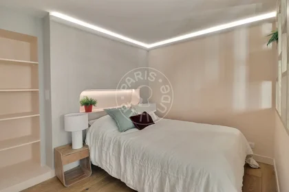 Logement entier à Rue Marguerite de Rochechouart, image 19 de 21