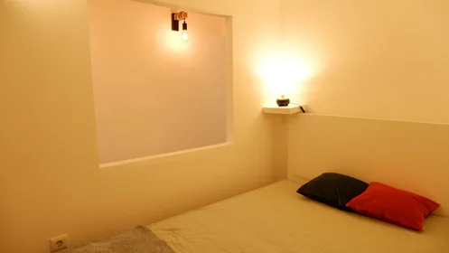 Appartamento intero in Travessa do Terreiro a Santa Catarina, immagine 23 di 35