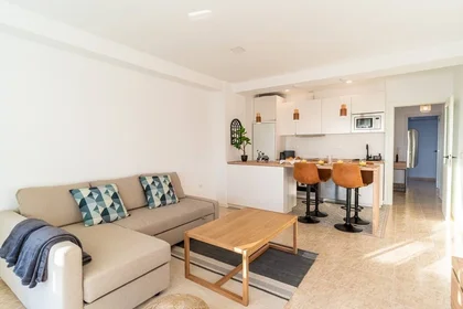 Entire apartment at Paseo del Toyo 60, image 13 of 15