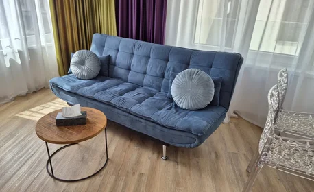Entire apartment at Klipcerova 4, image 3 of 11