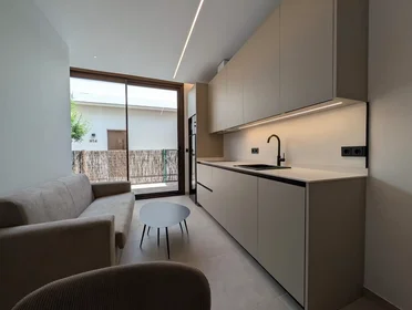 私人房间 在 Calle Tomillo, Montepríncipe, 10的图像1