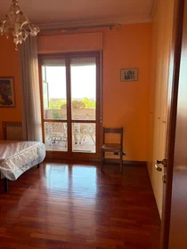 Private room at Viale Bruno Pelizzi, Don Bosco, image 2 of 10