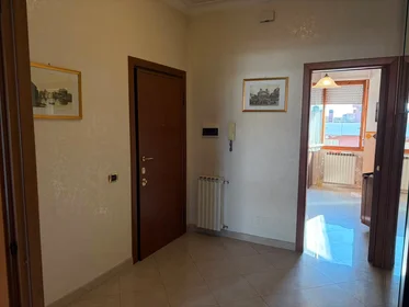 Private room at Viale Bruno Pelizzi, Don Bosco, image 7 of 10