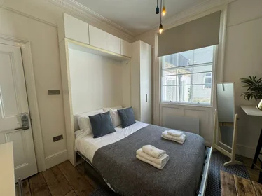 Studio im Wohnheim in der 191 Gloucester Place Baker Street, London NW1 6BU, bild 2 von 29