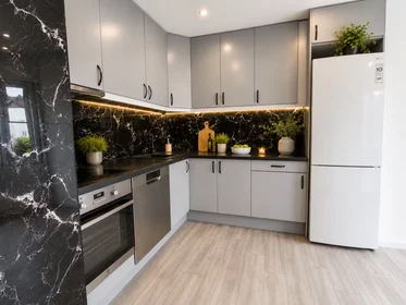 Privatzimmer in der Toleredsgatan, Kvillebäcken, bild 1 von 8