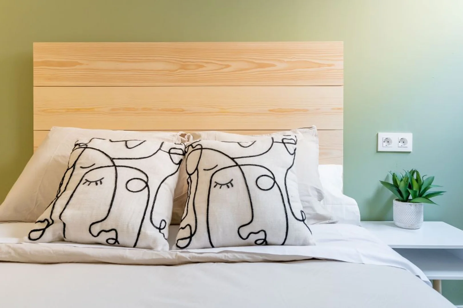 Habitación acogedora para estudiantes disponible en 