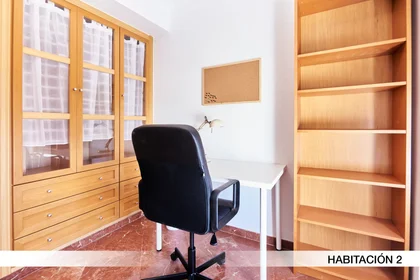 Stanza privata in Calle Marqués de Nervion, immagine 4 di 23