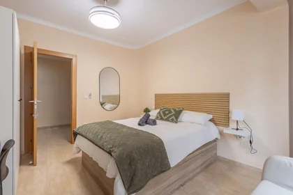 Habitación privada en Calle Sol 14, imagen 2 de 17
