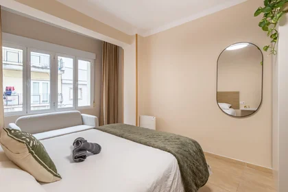 Habitación privada en Calle Sol 14, imagen 2 de 17