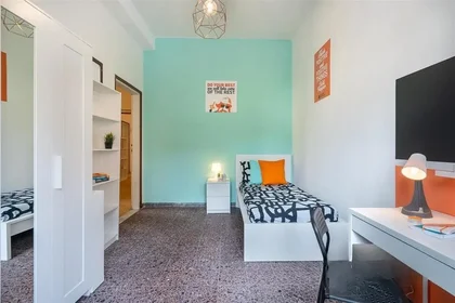 Prywatny pokój Via Luigi Pera 2, obraz 3 8