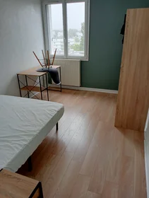 Studio at Rue Francis Garnier, image 3 of 5