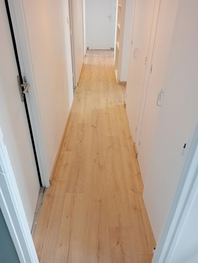 Convenient studio apartment for student living in 