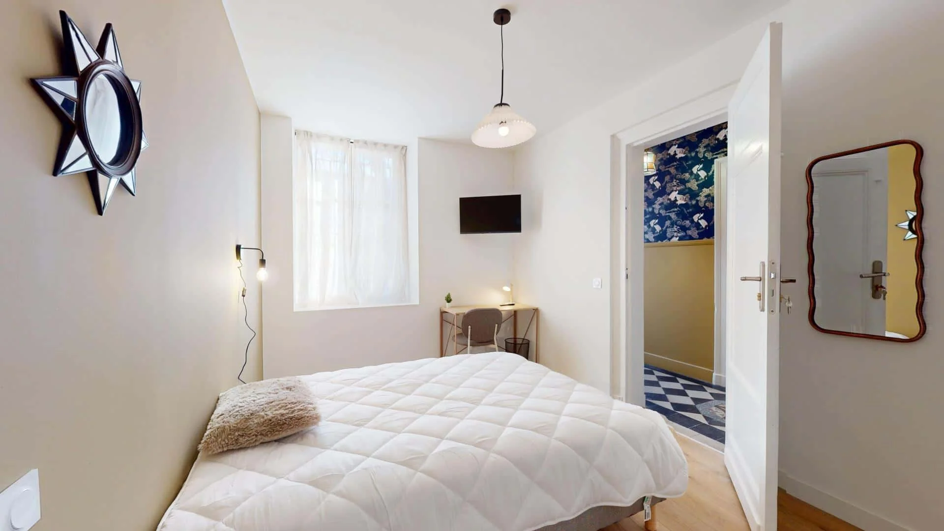 Cozy room for students available in 