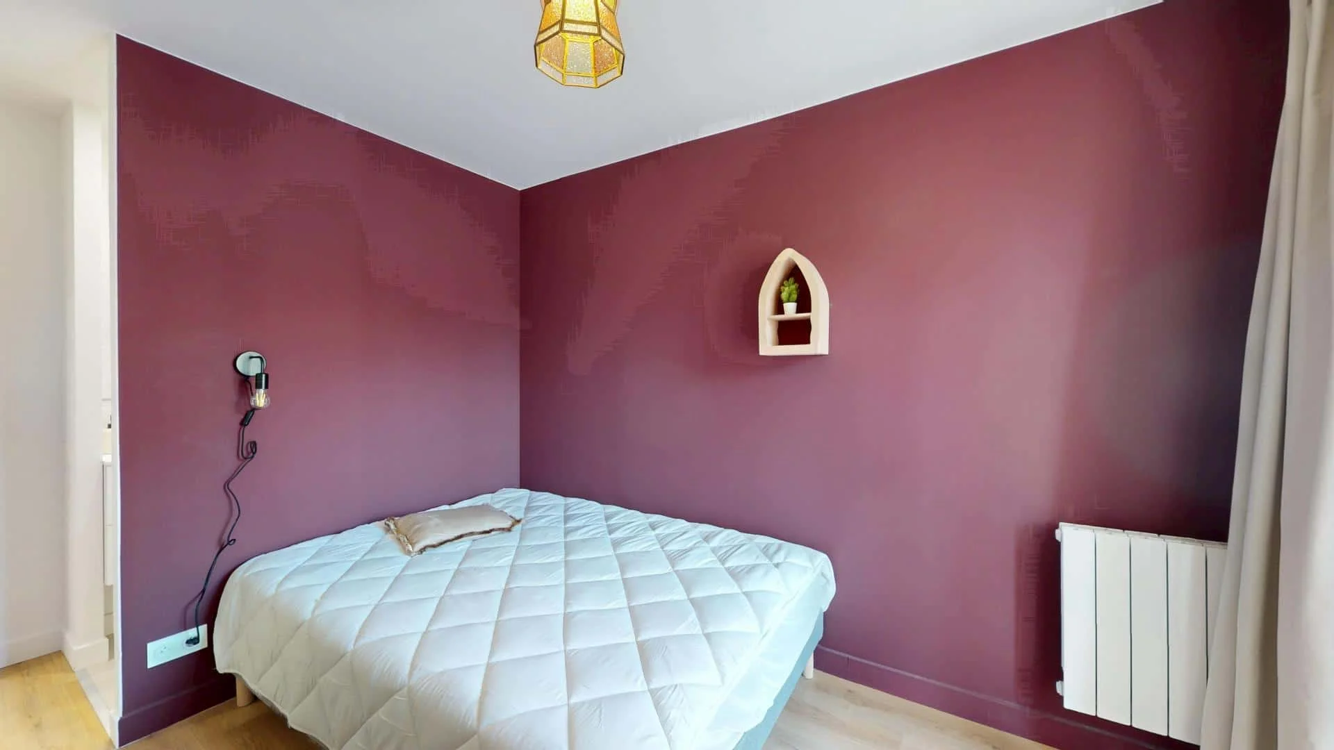 Room for rent in student apartment in , fully furnished