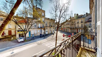 Private room at 133 Cr d'Albret, 33000 Bordeaux, France, image 17 of 20