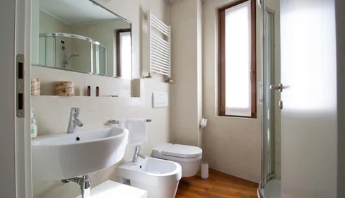 Apartamento inteiro em Via Passons, 4, 33100 Udine UD, Italy, imagem 8 de 13