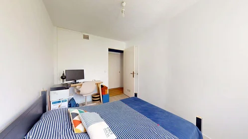 Privatzimmer in der 500 Chem. Vieux de Sauve, 30900 Nîmes, France, bild 2 von 21