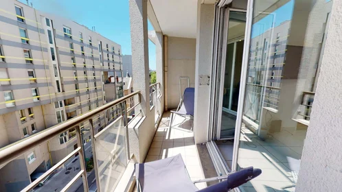Chambre privée à 107 Cr Émile-Zola, 69100 Villeurbanne, France, image 7 de 17