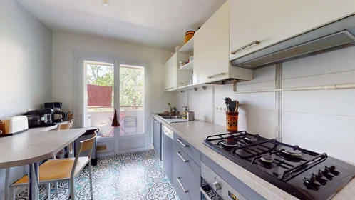 Privatzimmer in der 500 Chem. Vieux de Sauve, 30900 Nîmes, France, bild 12 von 21