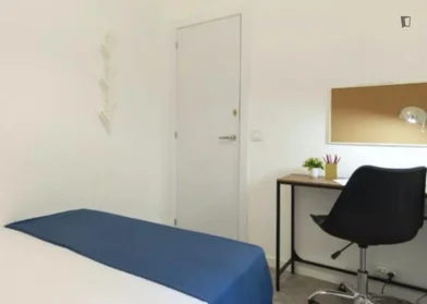 Private room at Avenida Monte Igueldo, image 1 of 10