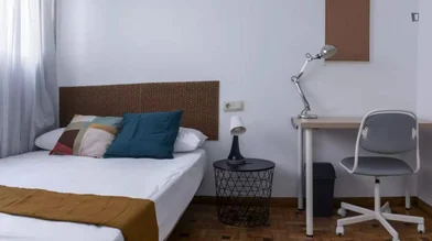 Alquiler de habitación en piso compartido en {area}
