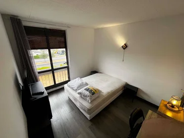 Habitación privada en Amiens, 80080, imagen 1 de 10