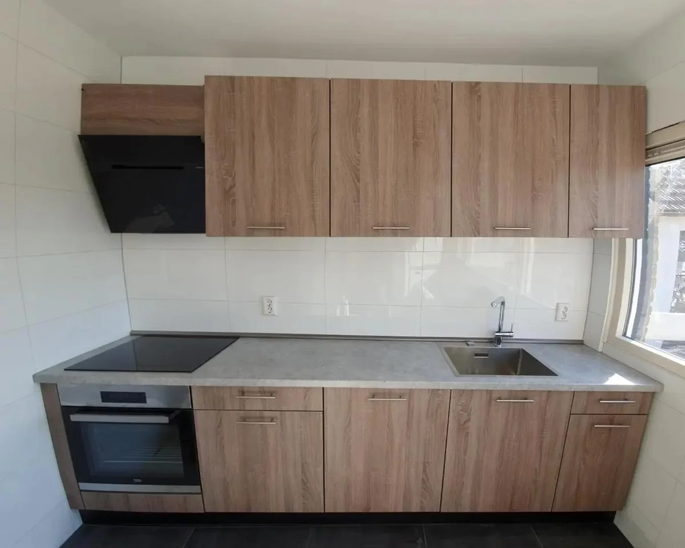 Habitación estudiantil amplia y cómoda en 