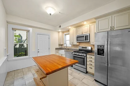 Apartamento inteiro em residência em 101-103, Wachusett St., Unit 1, Jamaica Plain, Boston, MA, 02130, imagem 16 de 37